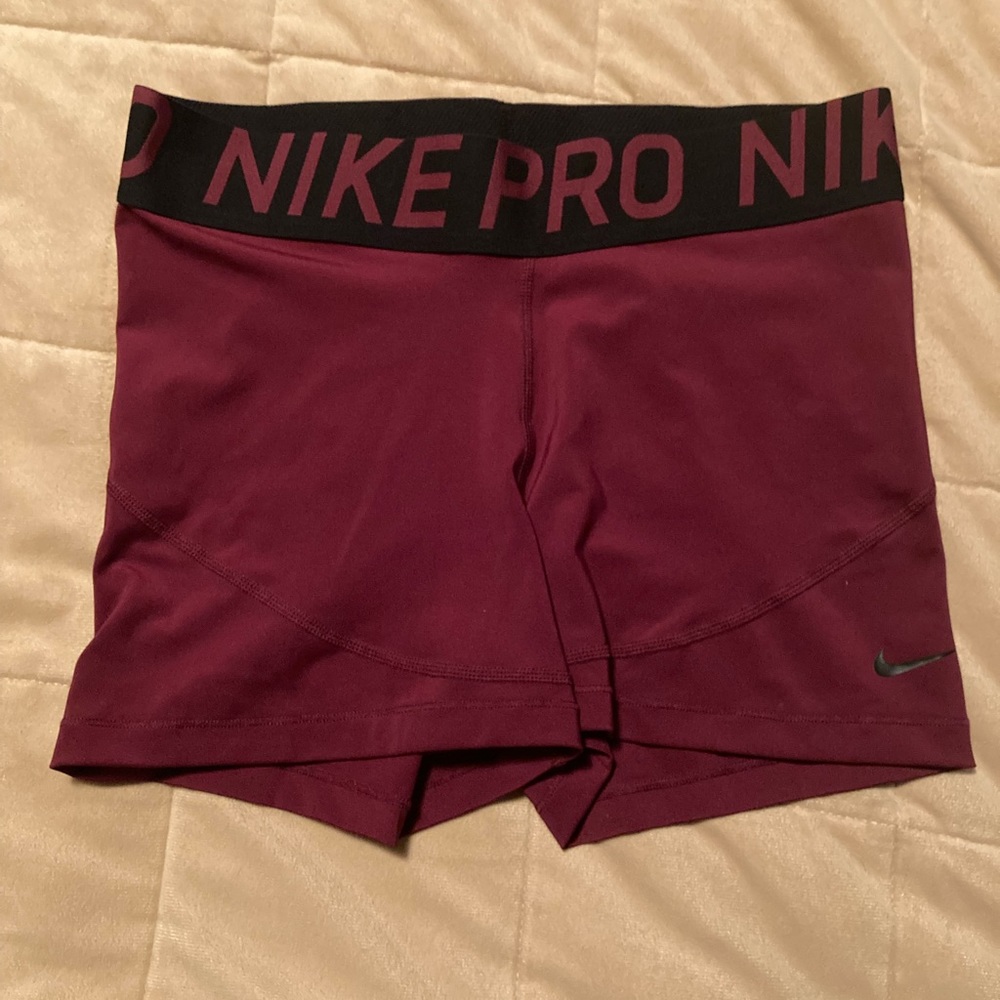 Nike Pro shorts women
